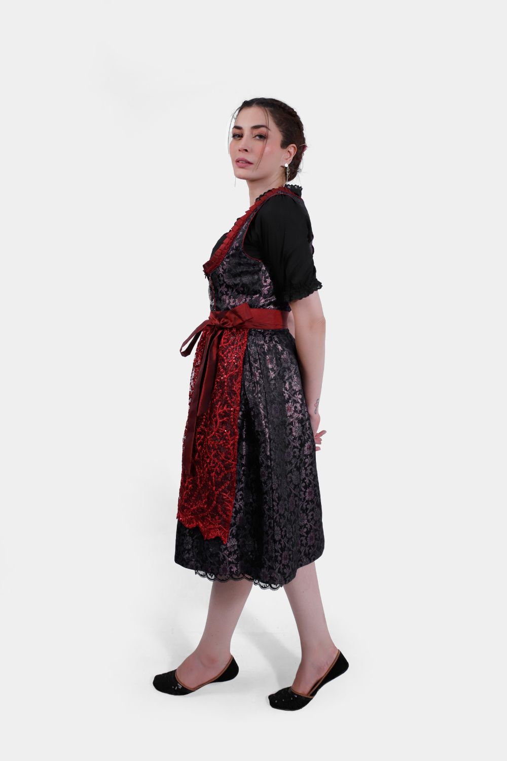 Dirndl Kekilli