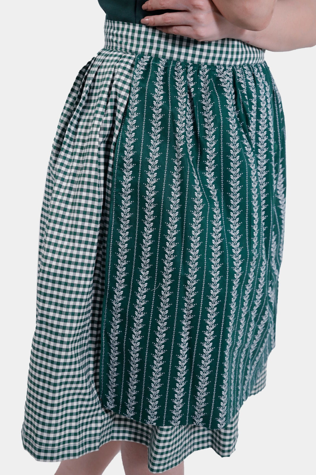 Dirndl Mona